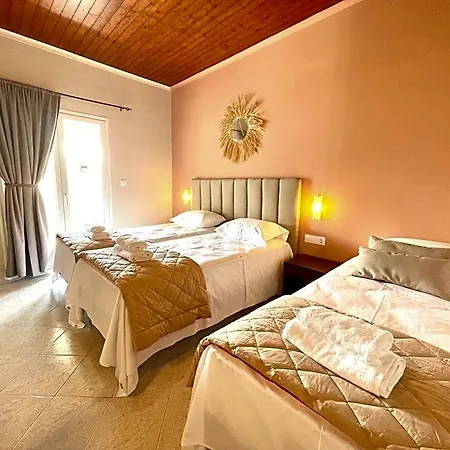 Oasis Club Hotel